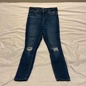 Old Navy Women’s Size 6 Rockstar Super Skinny High Rise Jeans Distressed